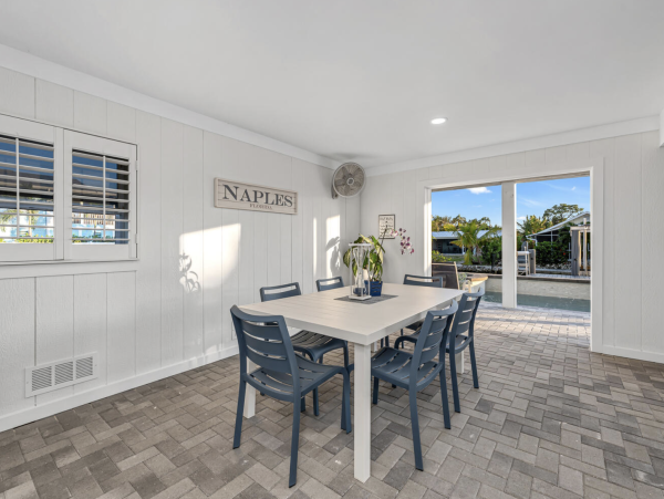 Naples Luxury Three Bedroom Vacation Home